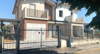 ELEGANTI VILLE DI NUOVA COSTRUZIONE