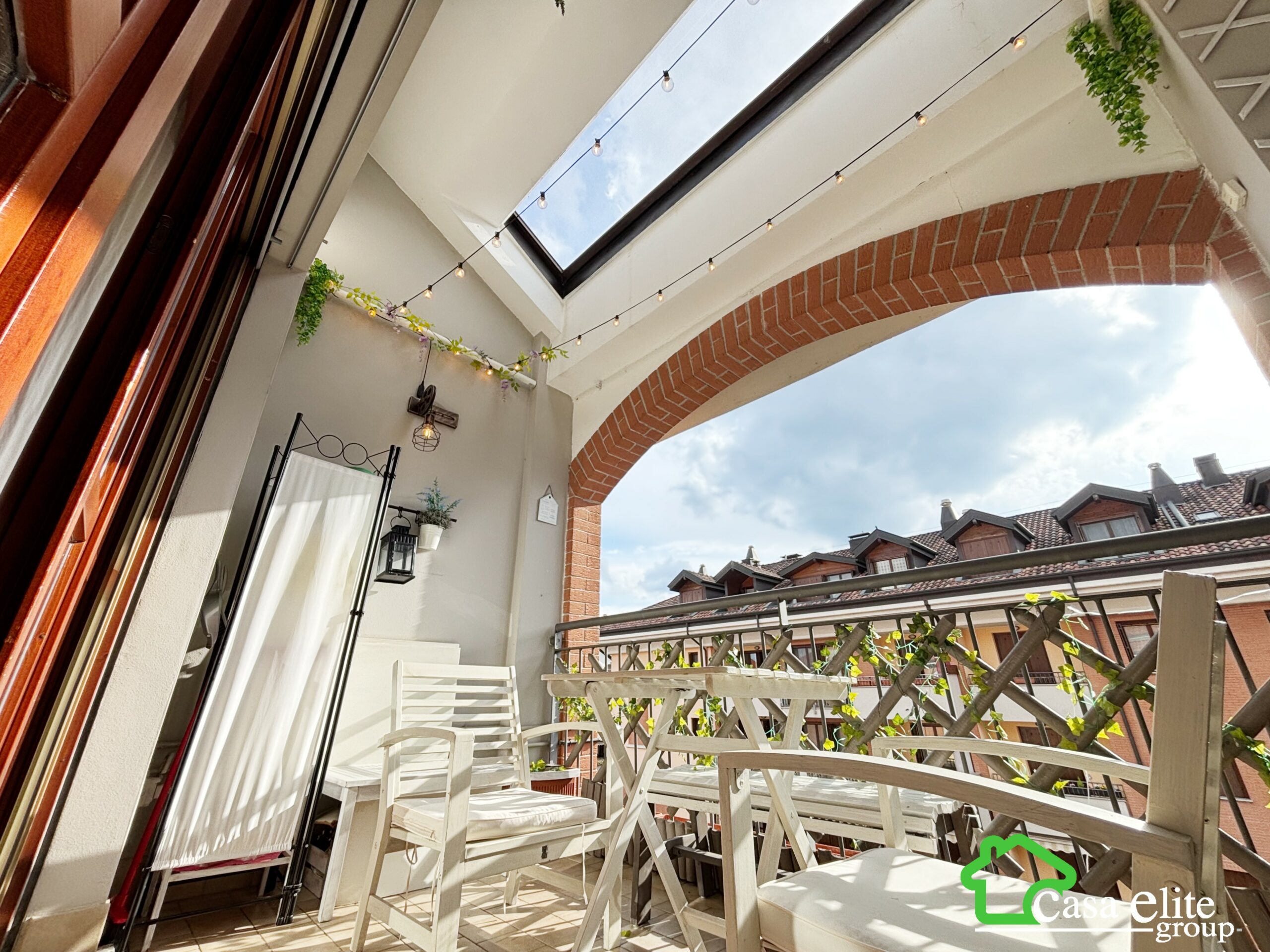 SPLENDIDO TRE LOCALI CON TERRAZZO