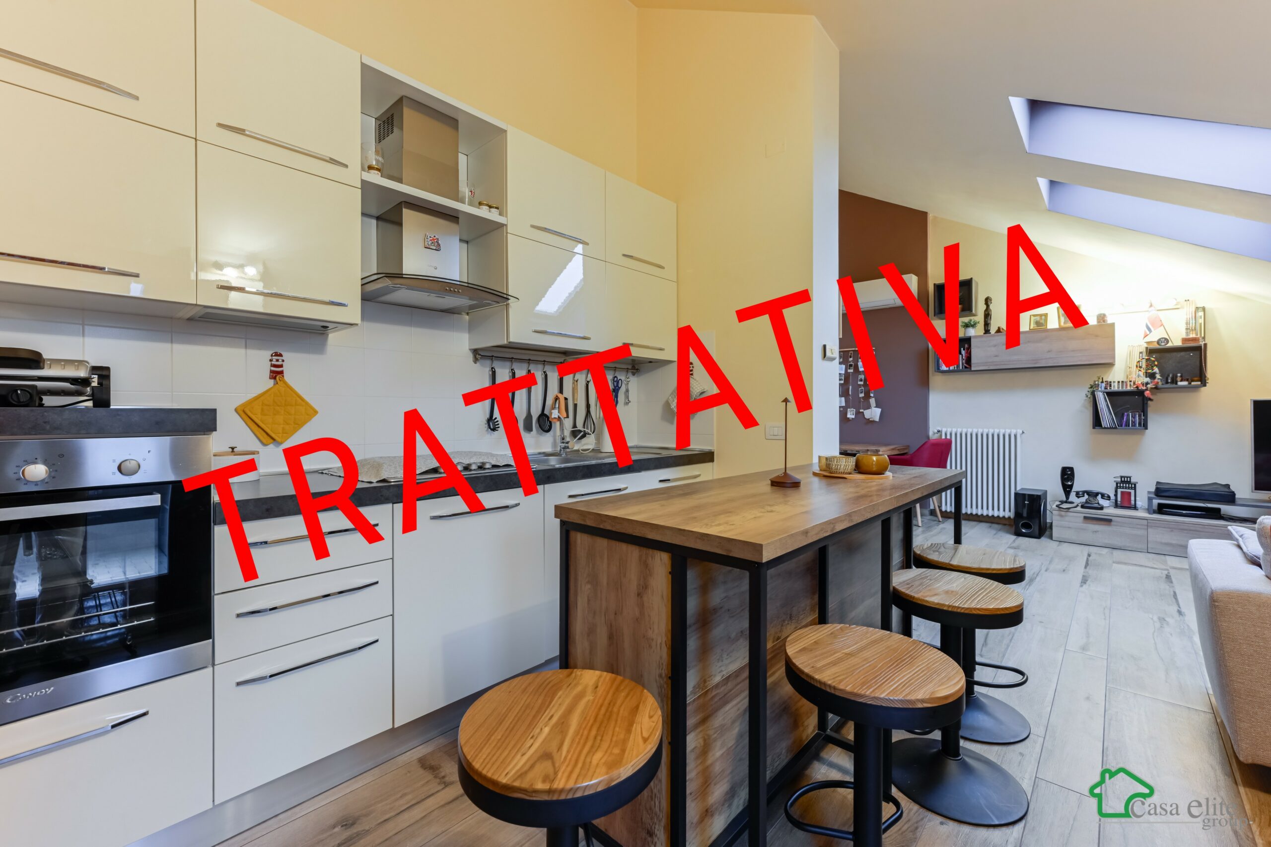 SPLENDIDO E LUMINOSO BILOCALE CON BOX
