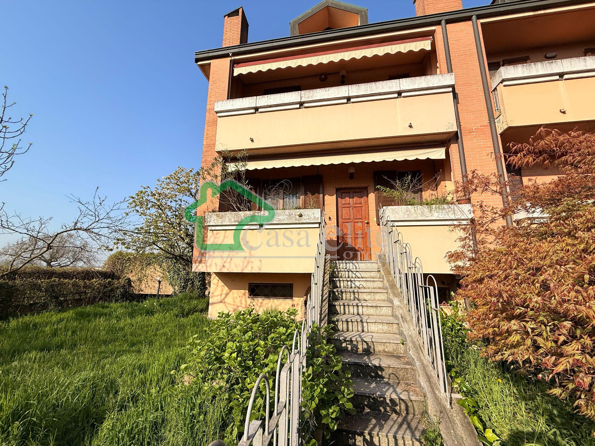 VILLA A SAN ZENONE AL LAMBRO