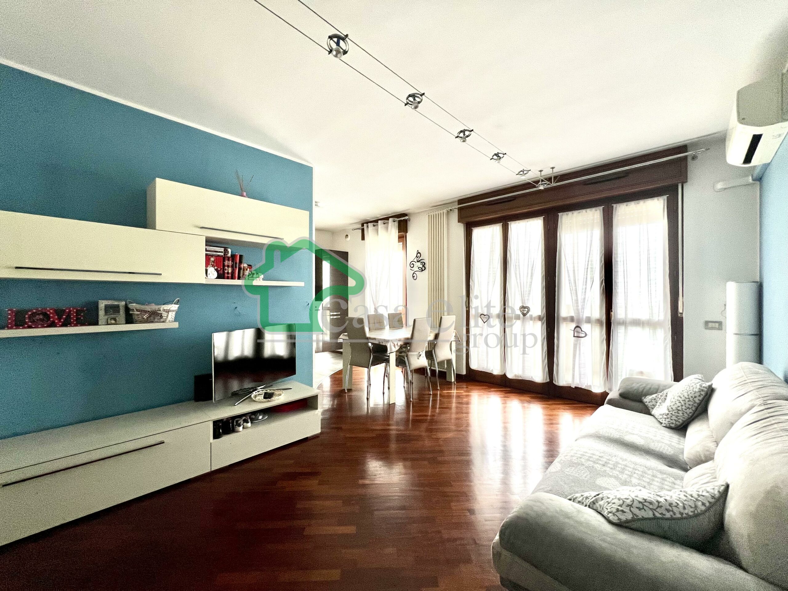 Trilocale Ristrutturato con Balcone in Zona San Grato