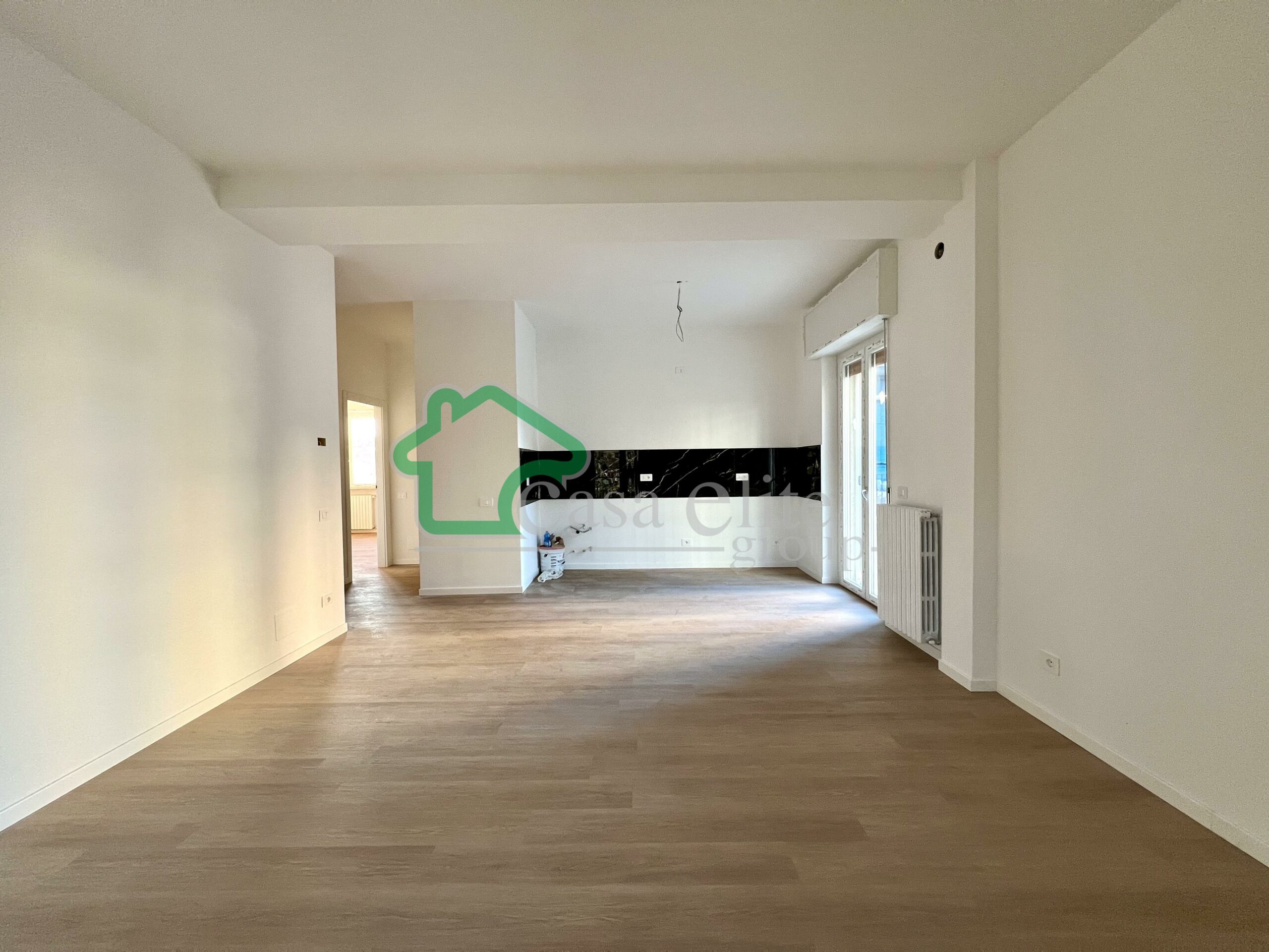 Splendido Trilocale Ristrutturato con Terrazzo di 80 mq